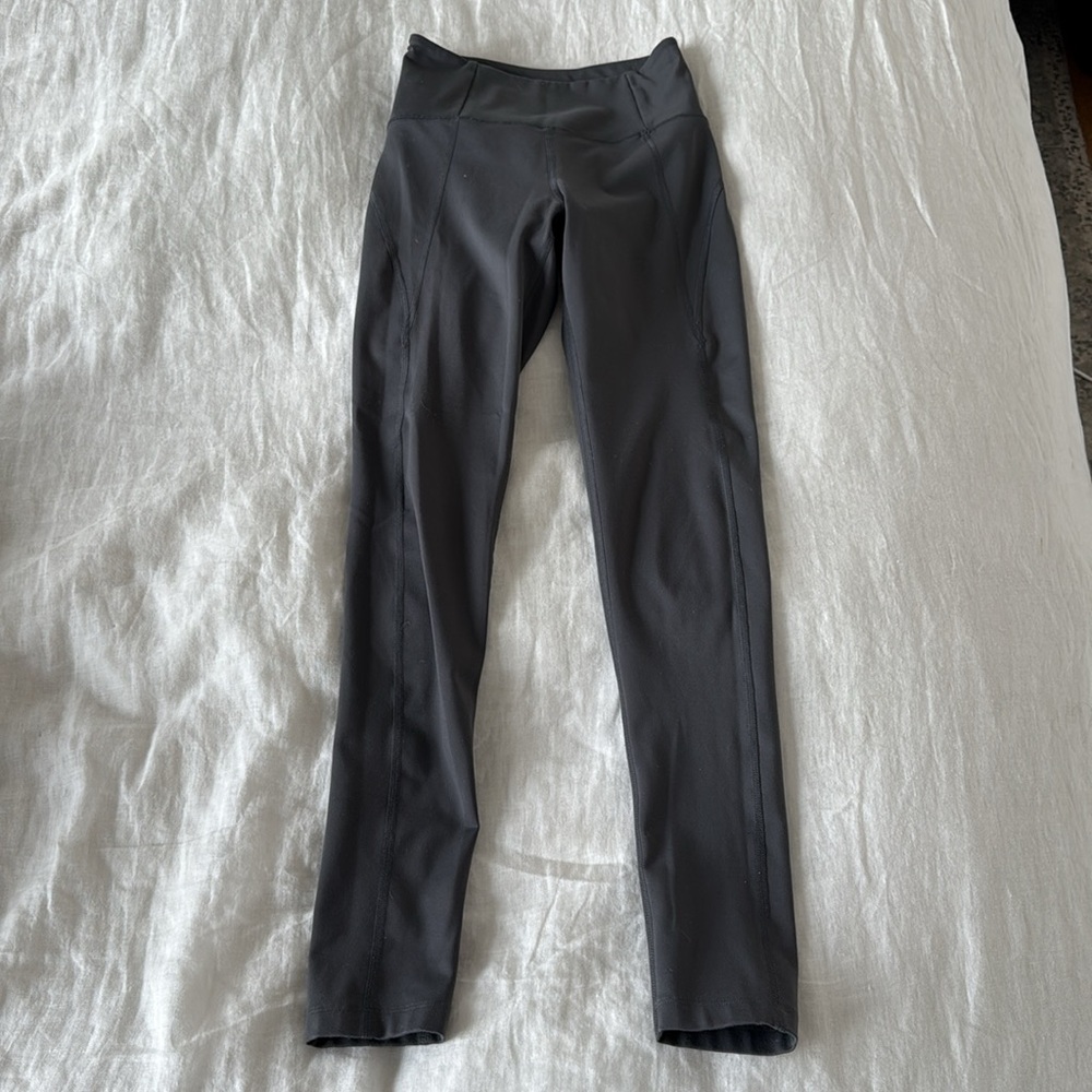 Girlfriend Collective Workout Set - Picture 3 of 4